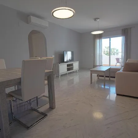 Apartamento Calypso, Sol Y Playa * Sitio de Calahonda